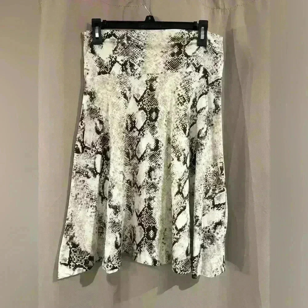 Women’s Black&Tan Popana Skirt